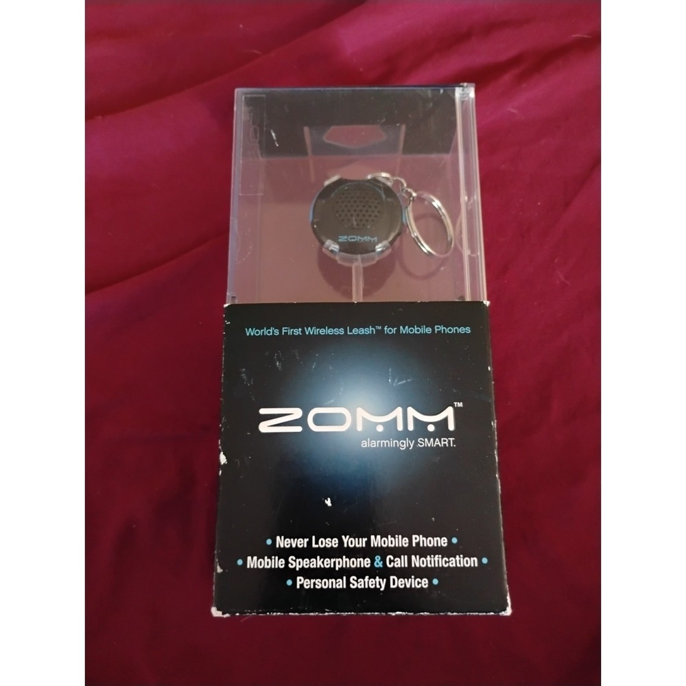 ZOMM Wireless Leash Alarmingly Smart Bluetooth Personal Safety Device New in Box